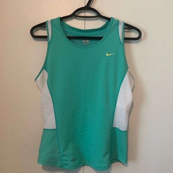 Nike Fit Dry Mint Green Mesh Sides Tank Top Size Medium - Picture 1 of 7